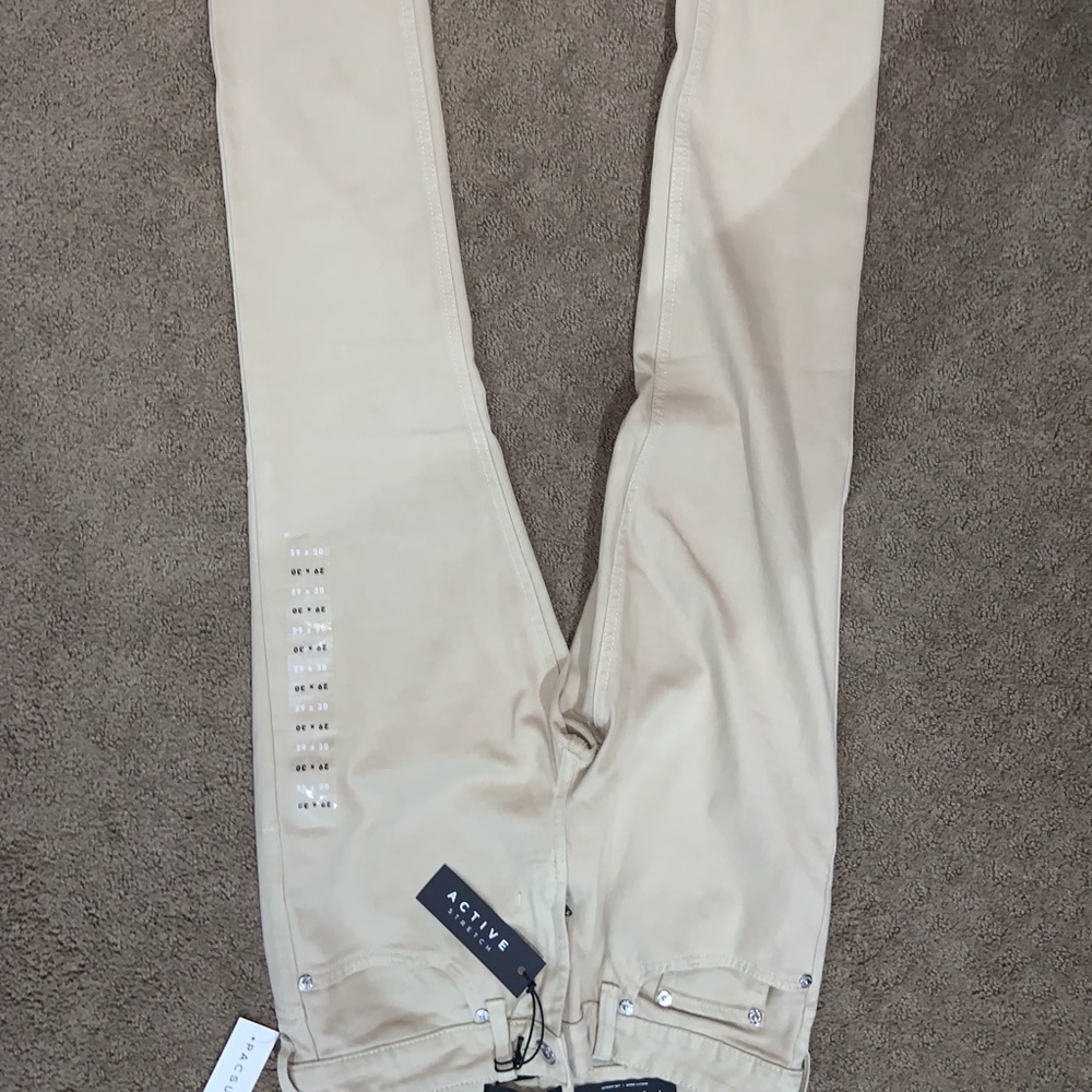 Tan Pacsun Skinny Jeans, Never Worn Has All Tags.